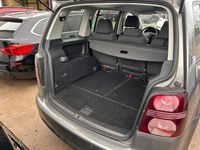 Gebraucht VW Touran 140 PS (102 kW) 2008 Schwarz Van / Kleinbus