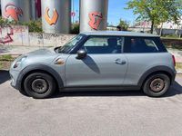 Usado Mini ONE 102 HP (75 kW) 2016 Cinzento Citadino
