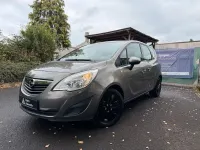 Gebraucht Opel Meriva Edition 101 PS (74 kW) 2011 Braun Van / Kleinbus