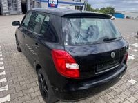 Second-hand Skoda Fabia 80 CP (58 kW) 2009 Negru Berlinǎ