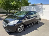 Gebraucht Peugeot 208 Active 95 PS (69 kW) 2012 Schwarz Kleinwagen