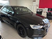 Gebraucht Audi A3 Ambiente 150 PS (110 kW) 2014 Schwarz Limousine