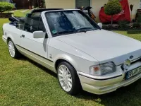 Gebraucht Ford Escort Cabriolet 102 PS (75 kW) 1990 Weiß Cabrio