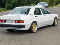 Gebraucht Mercedes 190 122 PS (89 kW) 1991 Limousine