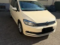 Gebraucht VW Touran Move 150 PS (110 kW) 2023 Beige Van / Kleinbus