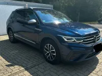 Gebraucht VW Tiguan Allspace IQ Drive 150 PS (110 kW) 2022 Blau SUV