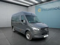 Gebraucht Mercedes E-Sprinter 100 kW (136 PS) 2025 Grau Van
