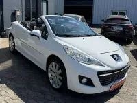 Gebraucht Peugeot 207 Platinum 120 PS (88 kW) 2010 Lack weiss banquise Cabrio