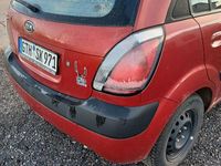 Gebraucht Kia Rio EX 97 PS (71 kW) 2009 Rot Limousine