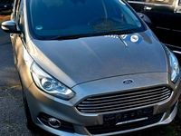 Gebraucht Ford S-MAX Titanium 241 PS (177 kW) 2017 Gold Van / Kleinbus