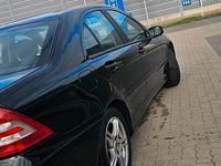Gebraucht Mercedes C180 143 PS (105 kW) 2006 Schwarz Limousine