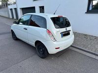 Gebraucht Lancia Ypsilon 60 PS (44 kW) 2010 Weiß Kleinwagen