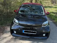 Gebraucht Smart ForTwo Coupé 60 kW (82 PS) 2023 Schwarz Cabrio