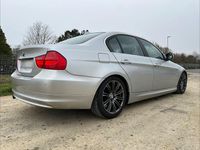 Gebraucht BMW 325 Sport Line 197 PS (144 kW) 2009 Silber Limousine