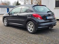 Gebraucht Peugeot 207 95 PS (69 kW) 2010 Kleinwagen
