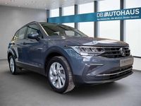 Gebraucht VW Tiguan Life 150 PS (110 kW) 2022 Grau SUV