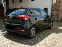 Gebraucht Hyundai i20 Passion 101 PS (74 kW) 2018 Schwarz Kleinwagen