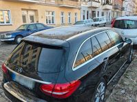 Gebraucht Mercedes C350e 157 PS (115 kW) 2019 Schwarz Kombi