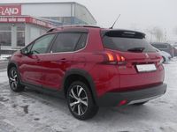 Gebraucht Peugeot 2008 131 PS (96 kW) 2019 Rot SUV