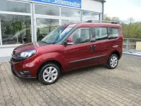 Gebraucht Fiat Doblò Lounge 120 PS (88 kW) 2019 Rot Van / Kleinbus