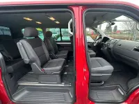 Gebraucht VW Multivan 140 PS (102 kW) 2015 Rot Van / Kleinbus