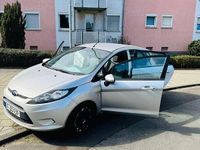 Gebraucht Ford Fiesta Ambiente 60 PS (44 kW) 2010 Kleinwagen