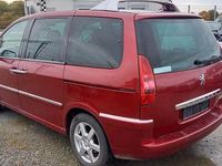 Gebraucht Peugeot 807 140 PS (102 kW) 2008 Rot Van / Kleinbus