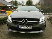 Gebraucht Mercedes A200 136 PS (100 kW) 2016 Grau metallic Limousine