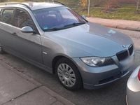 Gebraucht BMW 320 163 PS (119 kW) 2005 Grau Kombi