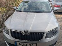 Gebraucht Skoda Octavia Active 110 PS (80 kW) 2016 Silber Kleinwagen