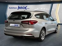 Gebraucht Ford Focus Cool & Connect 125 PS (91 kW) 2022 Silber Limousine