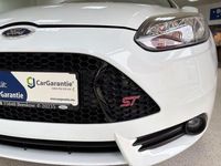 Gebraucht Ford Focus ST 250 PS (183 kW) 2013 Weiß Limousine