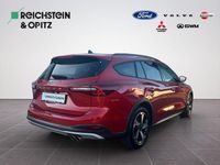 Gebraucht Ford Focus Active 155 PS (114 kW) 2024 Fantastic red Limousine