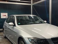 Gebraucht BMW 325 218 PS (160 kW) 2005 Silber Limousine