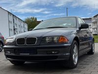 Second-hand BMW 323 170 CP (125 kW) 2000 Berlinǎ