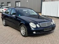 Gebraucht Mercedes E240 177 PS (130 kW) 2002 Blau Limousine