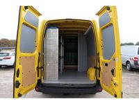 Gebraucht Renault Master 131 PS (96 kW) 2017 Gelb Van