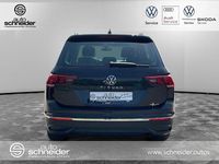Gebraucht VW Tiguan Life 150 PS (110 kW) 2022 Deep black perleffekt [sch] SUV