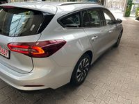 Gebraucht Ford Focus 125 PS (91 kW) 2024 Silber Kombi