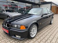 Second-hand BMW M3 Performance 286 CP (210 kW) 1995 Negru Berlinǎ