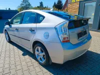 Gebraucht Toyota Prius 99 PS (72 kW) 2011 Silber Limousine