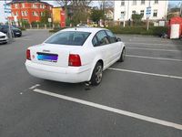 Gebraucht VW Passat 125 PS (91 kW) 1997 Weiß Limousine