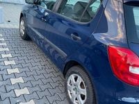 Gebraucht Skoda Fabia 69 PS (50 kW) 2011 Blau Limousine