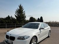 Gebraucht BMW 530 258 PS (189 kW) 2014 Weiß Limousine