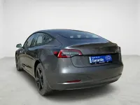 Käytetty Tesla Model 3 Standard Range 239 kW (325 HP) 2021 Harmaa Sedan