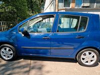 Second-hand Renault Modus 101 CP (74 kW) 2009 Albastru Monovolum