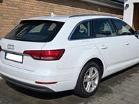 Gebraucht Audi A4 Premium 150 PS (110 kW) 2016 Weiß Kombi