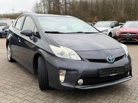 Gebraucht Toyota Prius 99 PS (72 kW) 2015 Grau Limousine