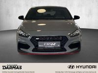 gebraucht Hyundai i30 Fastback Navi Komfortpaket Kamera 8 Reifen