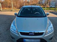 Gebraucht Ford Focus 101 PS (74 kW) 2009 Silber Limousine